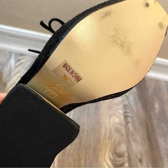 ZINC Security Black Leather and Suede Snakeskin Peep-toe Heels - Picture 5 of 8